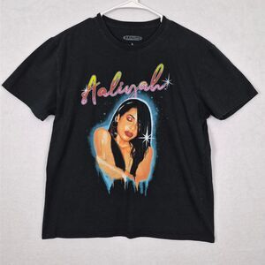 Aaliyah Womens Large Graphic Tee Short Sleeve 100% cotton y2k streetwear casual